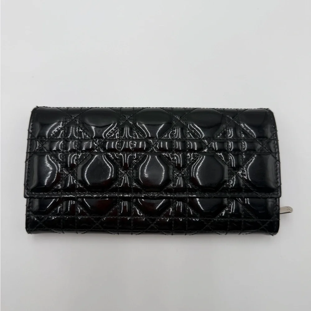 Christian Dior Black Quilted Patent Leather Women’s Wallet